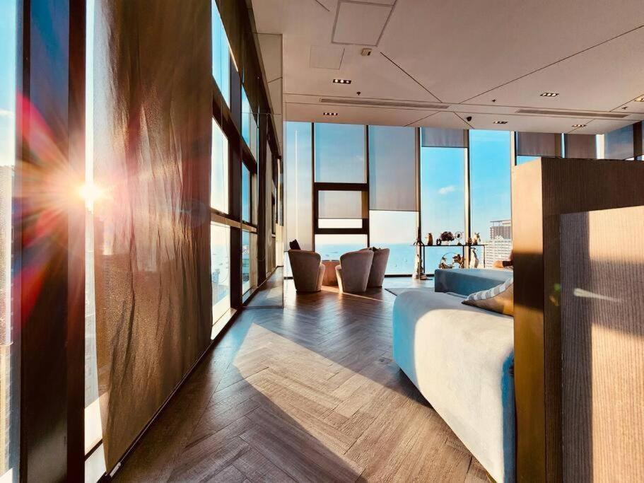 Апартаменты Great Location With Infinity Pool -Central Паттайя Экстерьер фото