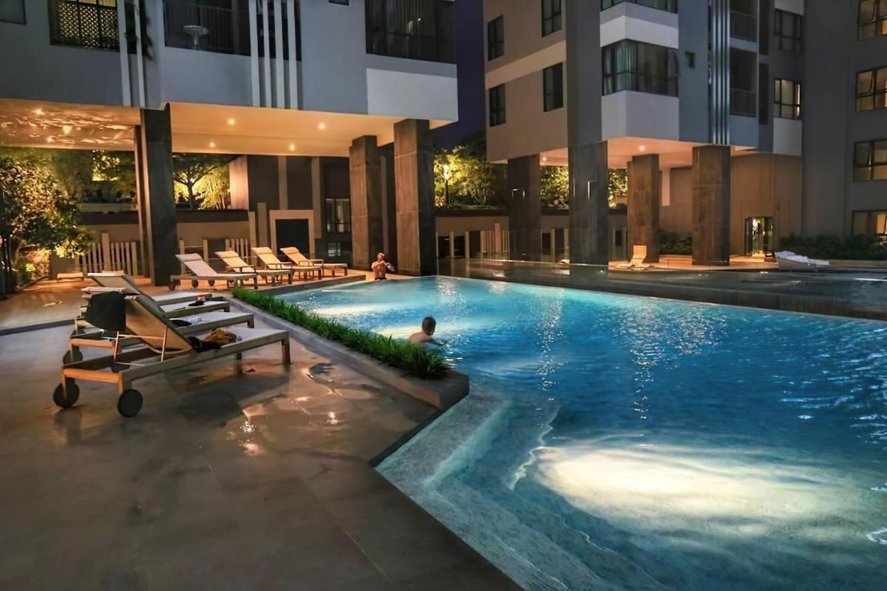 Апартаменты Great Location With Infinity Pool -Central Паттайя Экстерьер фото